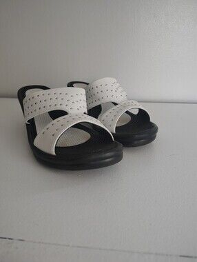 Skechers Cali Women's Sz 9 Slide Sandals White Studded Wedge Comfort Slip On